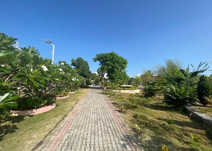 리조트 La Plumerias 2*