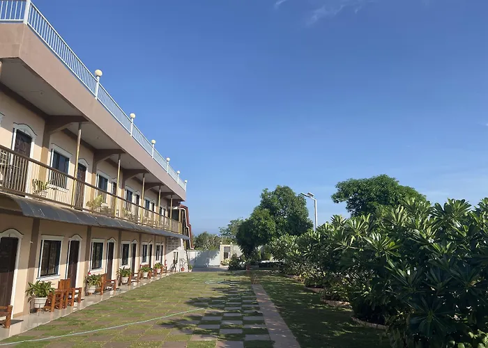 리조트 La Plumerias 몰볼