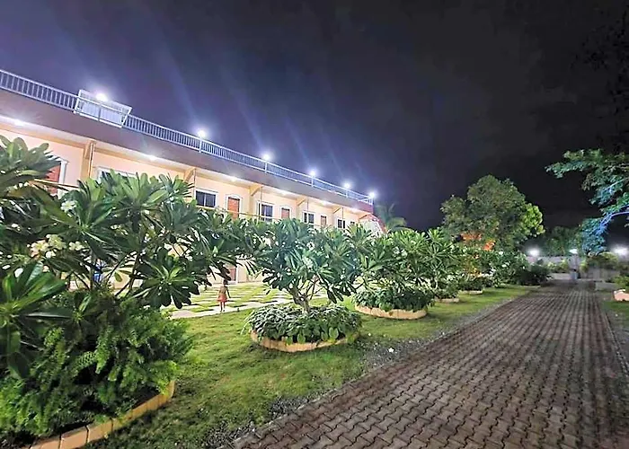La Plumerias 리조트 2*