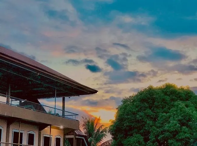 La Plumerias 2*